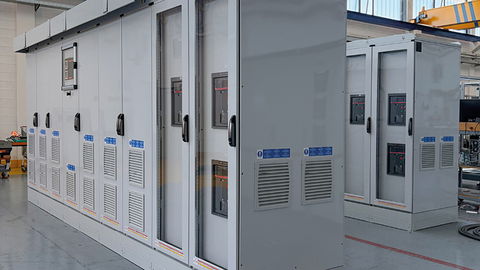 Tecnologia Enersolve nel settore avicolo: risparmio energetico per un mangimificio
