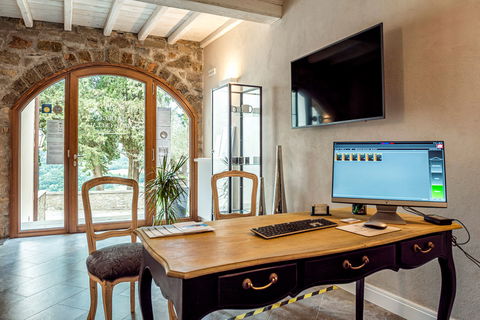 Il sistema di gestione alberghiera AVE in un resort sulle colline del Mugello