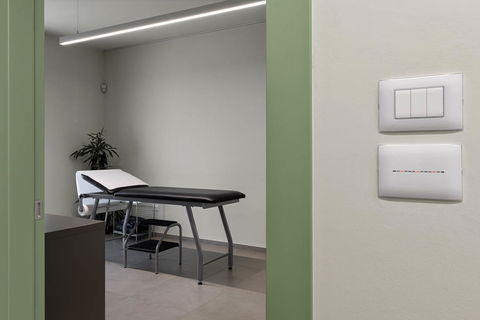 Una farmacia dall’accento smart con la domotica AVE