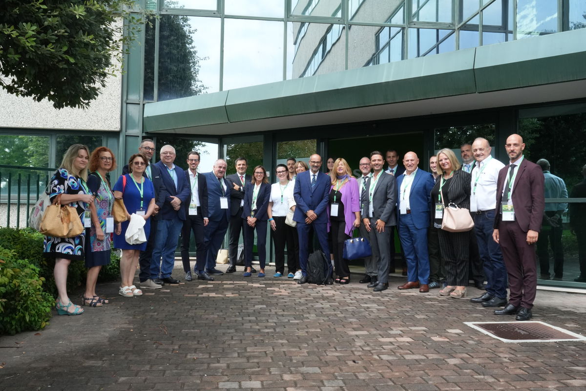 AL KM ROSSO INIZIANO LE LEZIONI PER I 27 STUDENTI SELEZIONATI DEL NUOVO CORSO ITS ENERGY E DIGITAL PROCESS SPECIALIST