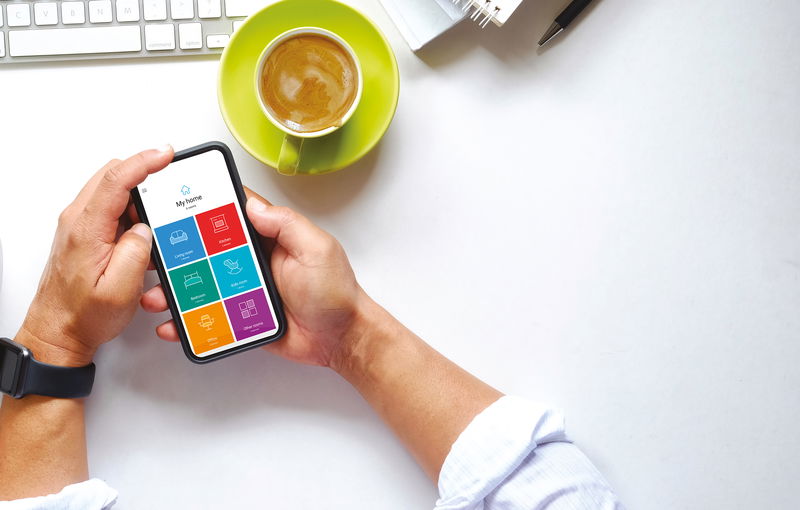 YESLY: la smart home semplice ed accessibile