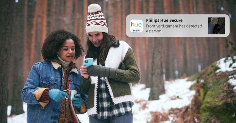 Philips Hue integra illuminazione intelligente, sensori e videocamere per una maggiore sicurezza domestica