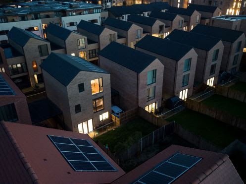 Ricerca Schneider Electric: nelle case le persone non sfruttano la tecnologia disponibile  per ridurre costi energetici ed emissioni