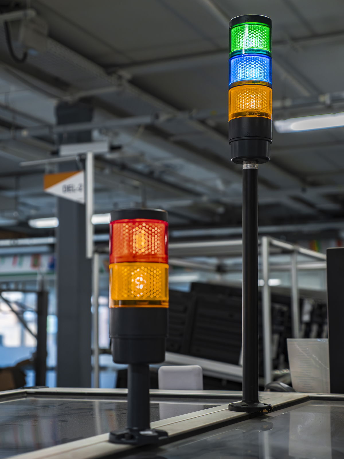 Schneider Electric presenta le innovative colonne luminose modulari Harmony XVB7