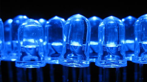 Il rischio da luce blu dei LED