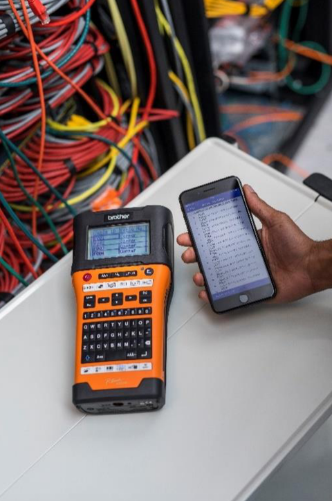 Etichettatrice Brother PT-E550W, APP e massima sicurezza: l’etichetta giusta ovunque e in qualsiasi momento