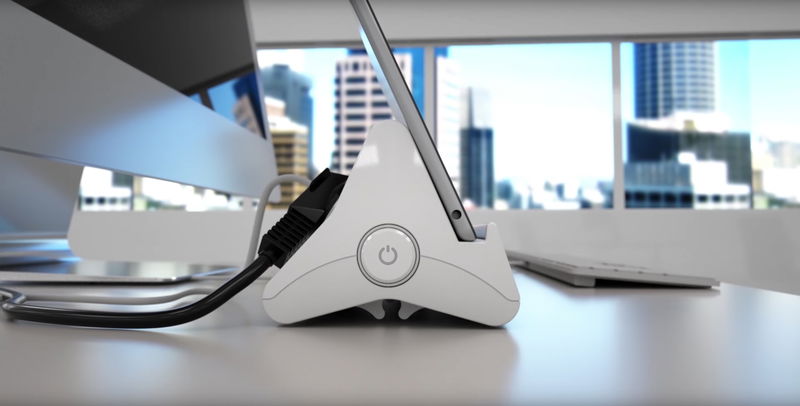 Stardesk di BTicino: la nuova multipresa di design con dock per tablet integrato