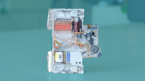 5SV1 – Il primo magnetotermico differenziale elettromeccanico in un modulo
