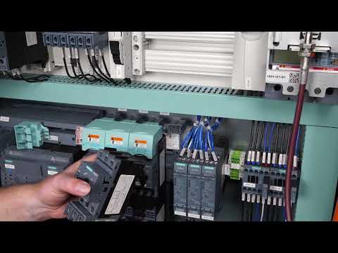 Come installare un circuit breaker nell'infeed system 3RV29