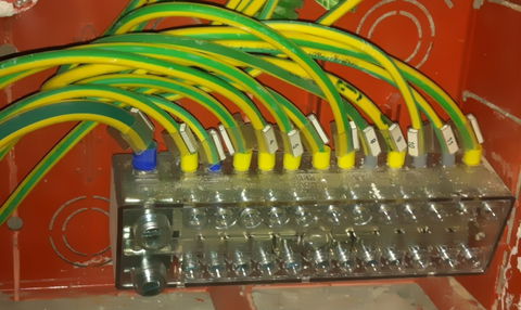 Misure per verificare l'EQS nei locali ad uso medico: periodicità variata