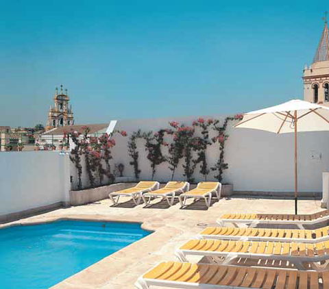 Le norme in tasca: la piscina