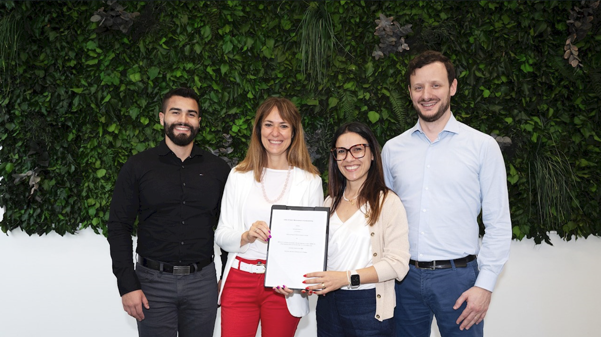 ABB e Cleanwatts assinam Memorando de Entendimento para acelerar a gestão inteligente de energia em comunidades e edifícios