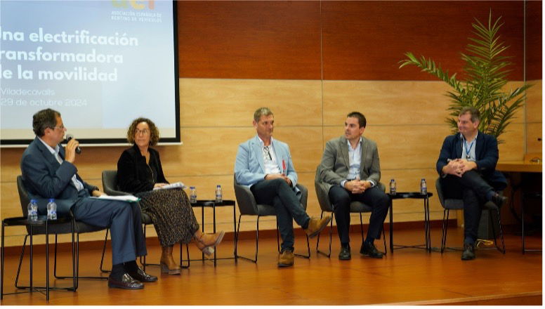 A Circutor e a AER impulsionam o debate da eletrificação do transporte