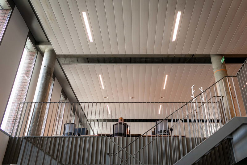 Renove facilmente a sua iluminação fluorescente para LED