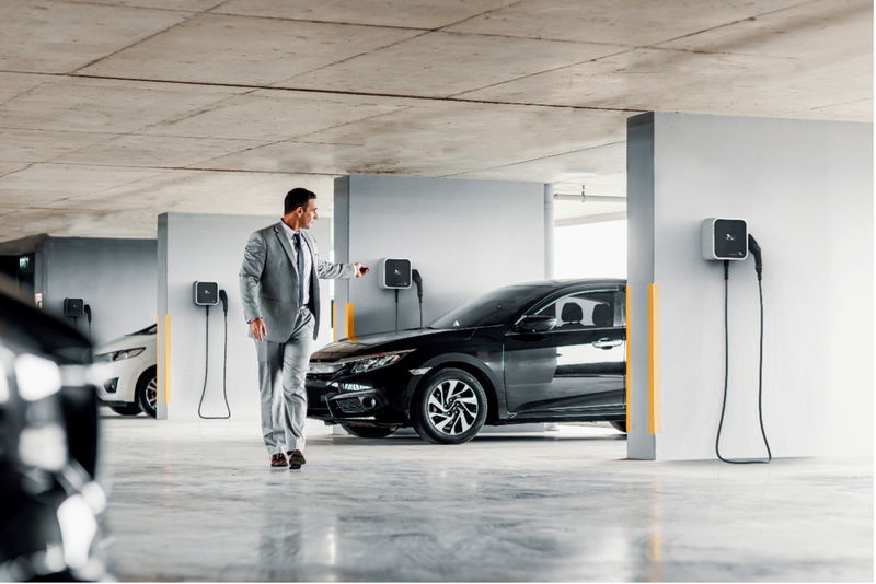 Abraçar a mobilidade elétrica: oportunidades para garagistas, parques de estacionamento e concessionários