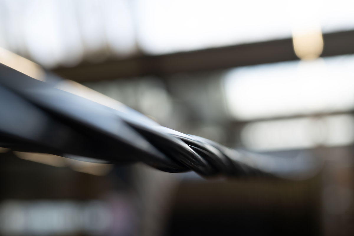 A Nexans investe 15 milhões de euros em sua unidade de Bourg-en-Bresse para aumentar a produção de cabos de média tensão com baixa emissão de carbono