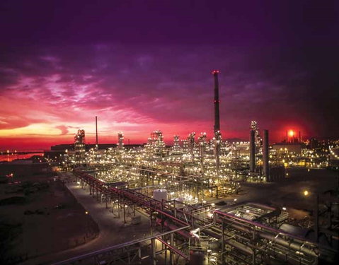 Factor de potência em accionamentos industriais