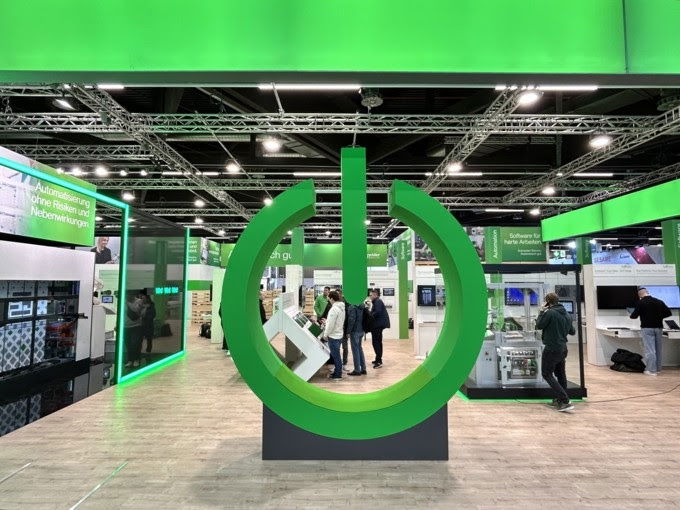 Schneider Electric apresenta na SPS Fair ofertas entusiasmantes para 2025 que prometem transformar a automação