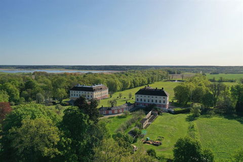 Schneider Electric hjälper Ekolsunds slott att förvalta historisk mark med modern teknik