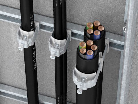 Kabelhållare och skenor