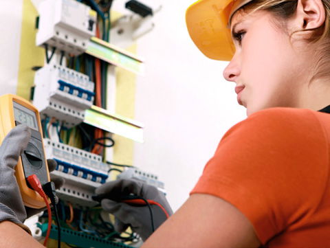 Kontrollerar du elinstallationsföretaget?