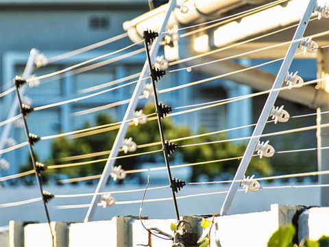 Elstängsel för säkerhet