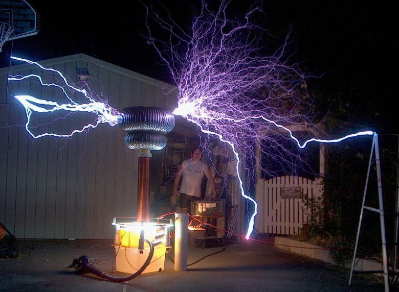 Zamanının Çok Ötesinde Bir Mucit: Nikola Tesla