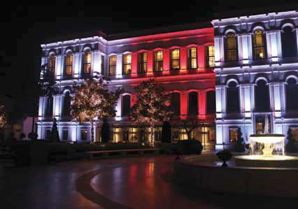 Four Seasons Hotel cephe aydınlatma projesi