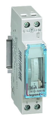 Legrand 100 saat rezervli otomat tipi analog zaman saatinin 03740 olan referansı 412790 olarak değişti