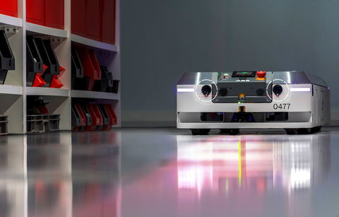 ABB, Sevensense ile Mobil Robot Teknolojisindeki Liderliğini Genişletiyor