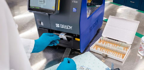 Sıfır Fire Sıfır Sorun Sonsuz Etiket