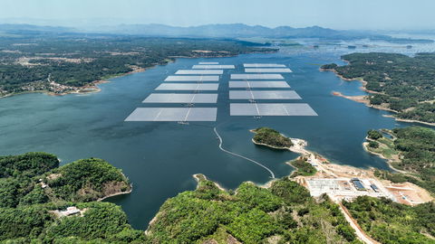 ABB shores up reliable power supply at Southeast Asia’s largest floating solar plant