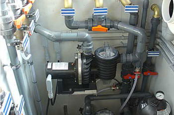 Q & A of the Day – Is it OK to parallel three smaller sub-main cables, rather than using two large cables?