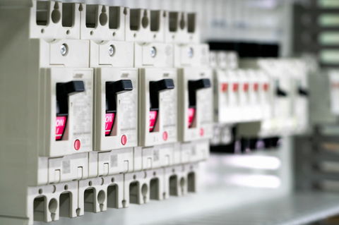 What to consider when selecting low voltage switchgear and protective devices