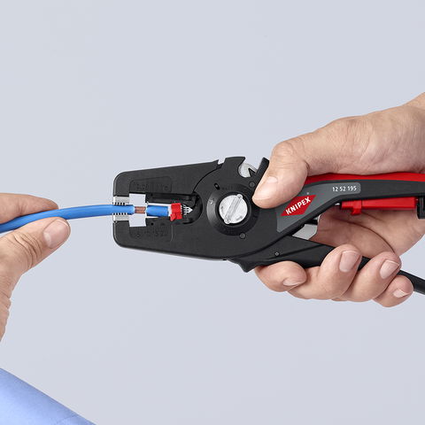 KNIPEX PreciStrip16: Precise, automatic insulation stripping with precision adjustment