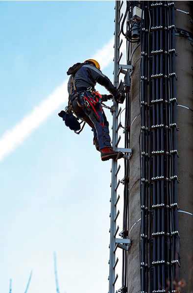 The tool protection system from KNIPEX. Now also for VDE-tested pliers.