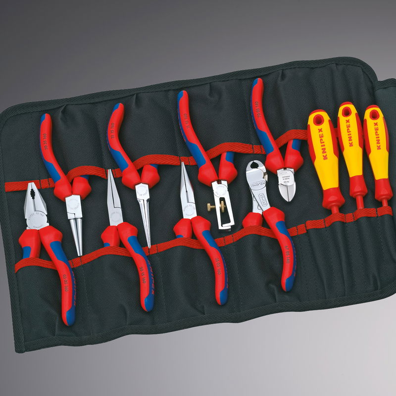 For telecommunications and electrical engineers - The KNIPEX 00 19 41 Tool Roll
