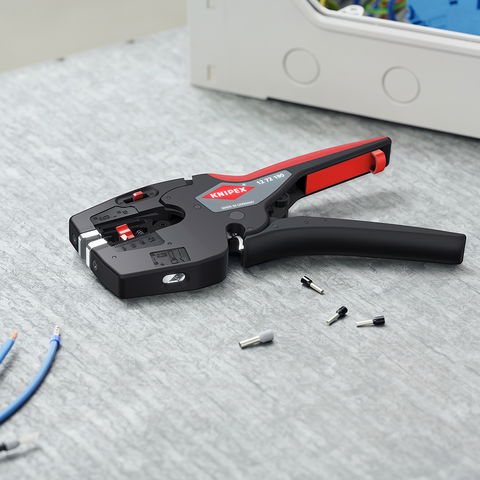 Multi-Tool for Electricians – The KNIPEX NexStrip®: Cutting, Stripping & Crimping for electrical installation