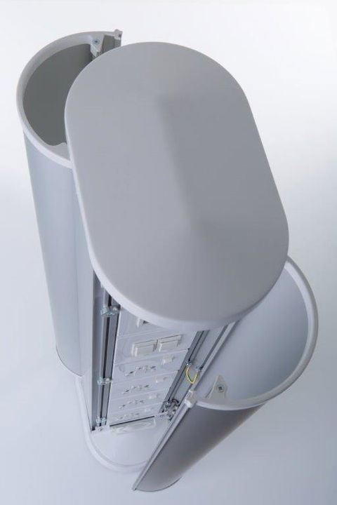 Marshall-Tufflex in pole position for servicing islands work stations