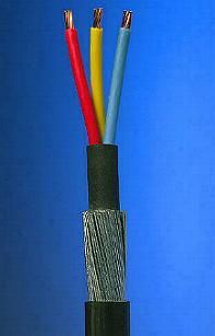 Q & A of the Day - Must an armoured cable CPC be clipped to the cable?