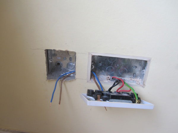 Q & A of the Day – Is this an additional cable in this new house – or an error?