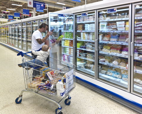 Philips Lighting’s Affinium LED saves 60% in lighting energy costs across Tesco’s frozen food cabinets