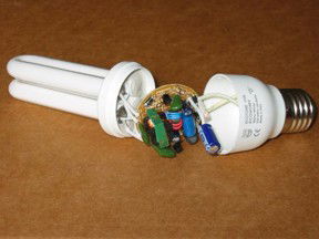 Q & A of the Day - What formula for calculating energy saving lamp savings?