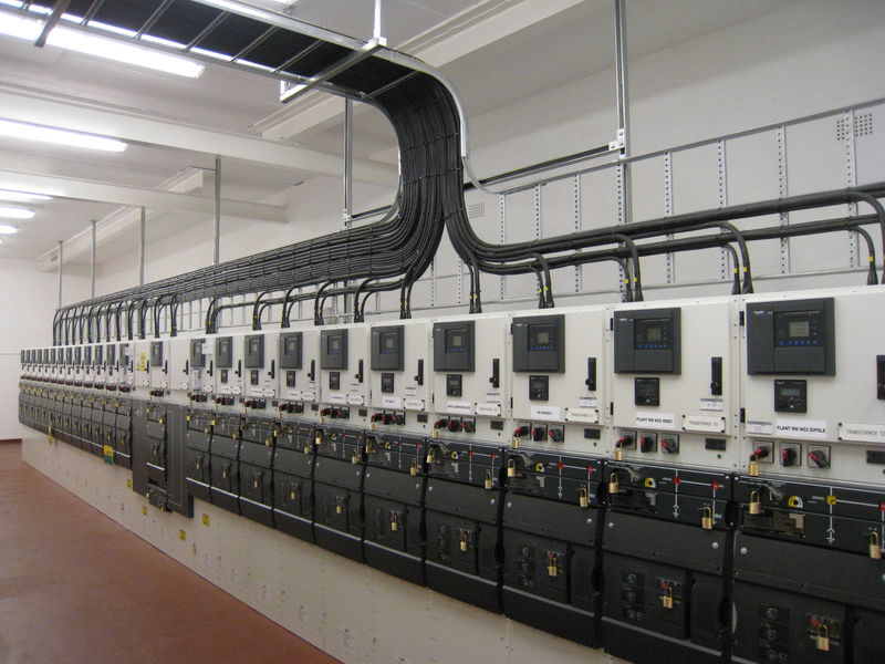 Daresbury Laboratory switches to safety wtih Schneider Electric