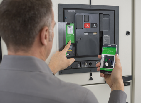 Schneider Electric redefines power distribution through digitisation, introduces MasterPact MTZ next generation low-voltage breaker with industry first embedded Class 1 metering