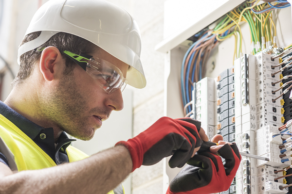 Schneider Electric’s Acti9 Isobar P cuts distribution board installation time by half
