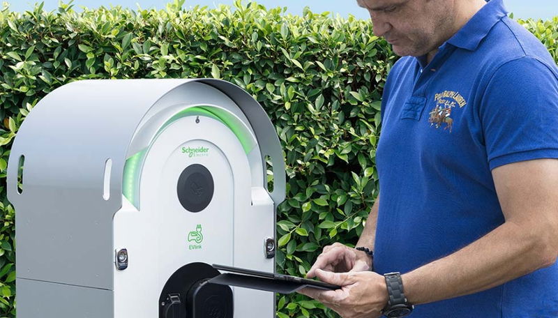 Schneider Electric launch EVlink Pro AC for Commercial Buildings