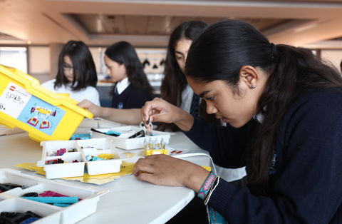 Schneider Electric and Tottenham Hotspur Foundation launch transformative STEM Programme for primary school pupils