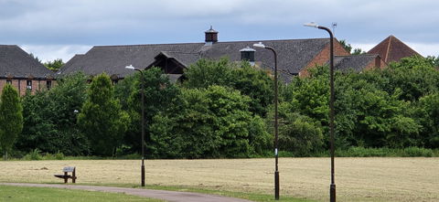 Signify supports Milton Keynes’ sustainable city initiative with energy-efficient LED public lighting.
