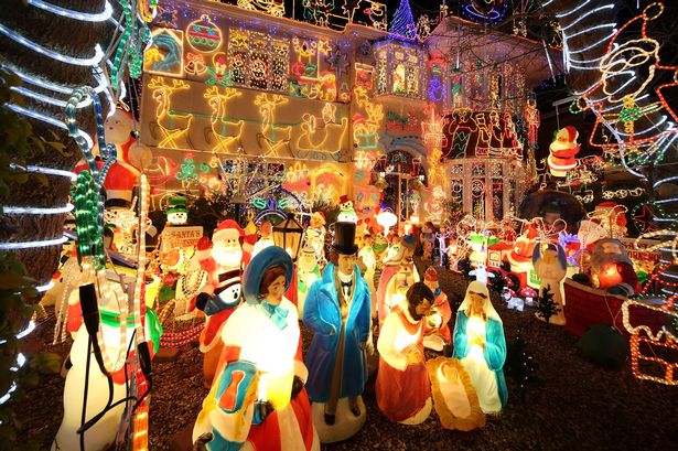 Electrical engineer’s Christmas house lighting brings crowds for charity